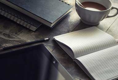 0比1不敌切尔西，斯彭斯当众拒握手，唇语曝光他对主帅放这句狠话